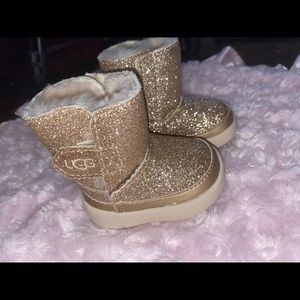 ✨✨UGG Keelan Gold Glitter  - Infant✨✨